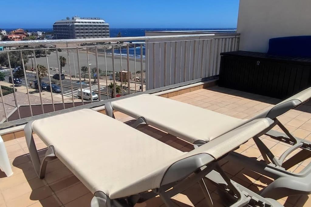 El Medano Beachfront Triplex Penthouse With Pool, Rooftop, Sea View Ngoại thất bức ảnh